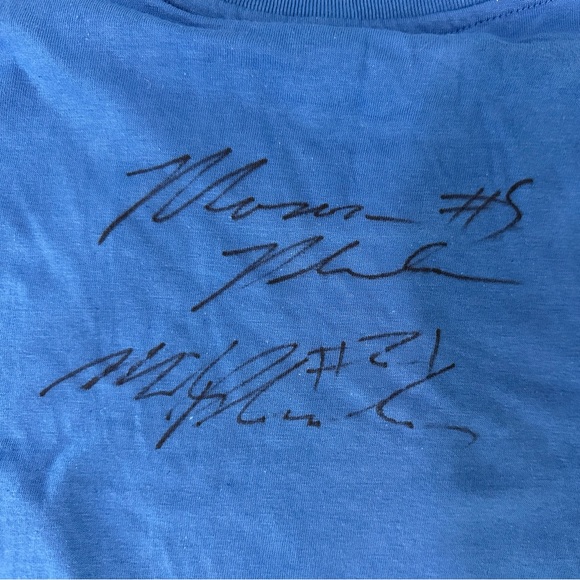 Autographed Plumlee Brothers Duke Blue Devils Men's T-Shirt size small - Picture 3 of 3